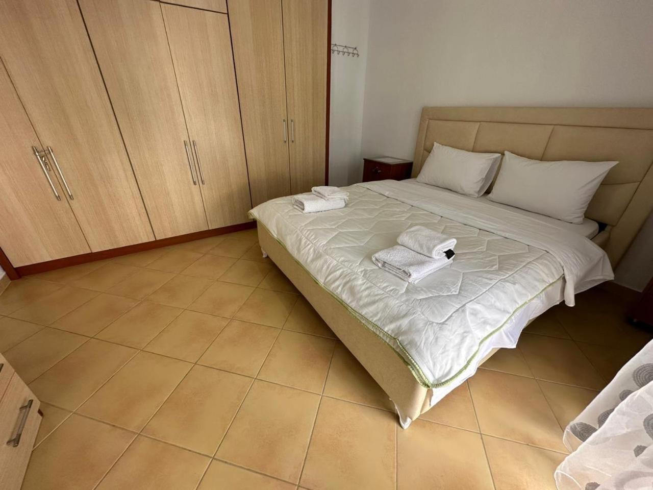 Taulant Apartment Саранде Екстериор снимка